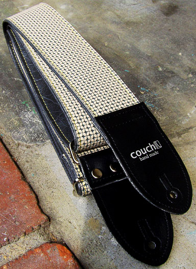 「Couch Straps」の新作は「Mustang」と「Benz」。_e0053731_1925870.jpg
