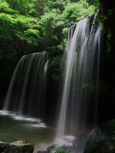 鍋ヶ滝から満願寺、内牧温泉へ_d0125535_2074333.jpg