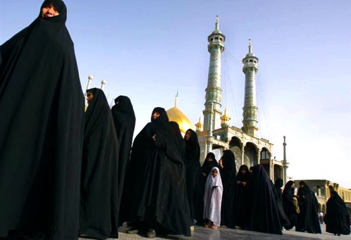 イランのグリーン革命「緑の津波」で空前の投票率_d0123476_11443329.jpg