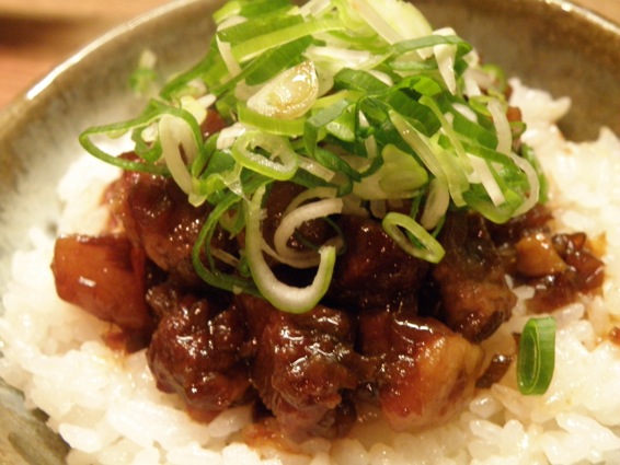 経堂西通り「きはち」の魯肉飯(ルーローファン)_f0053279_12251853.jpg