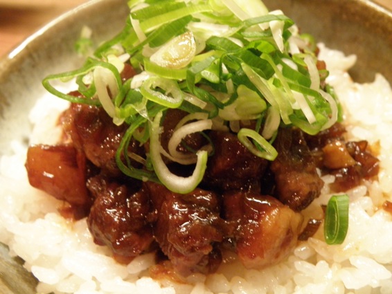 経堂西通り「きはち」の魯肉飯(ルーローファン)_f0053279_12254091.jpg