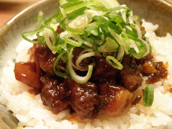 経堂西通り「きはち」の魯肉飯(ルーローファン)_f0053279_1225646.jpg
