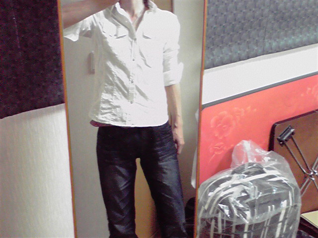 このyシャツは例のバーゲンで00セゲルだった なにをいまさら