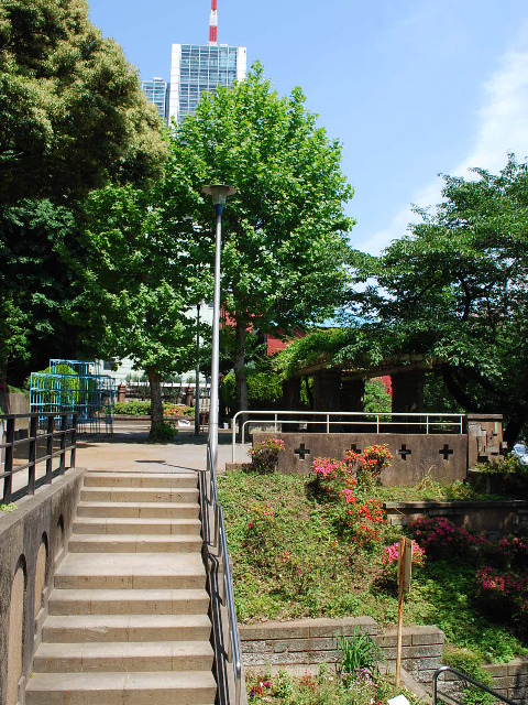 東京都文京区立元町公園、旧元町小学校(昭和モダン建築探訪)_f0142606_20435420.jpg
