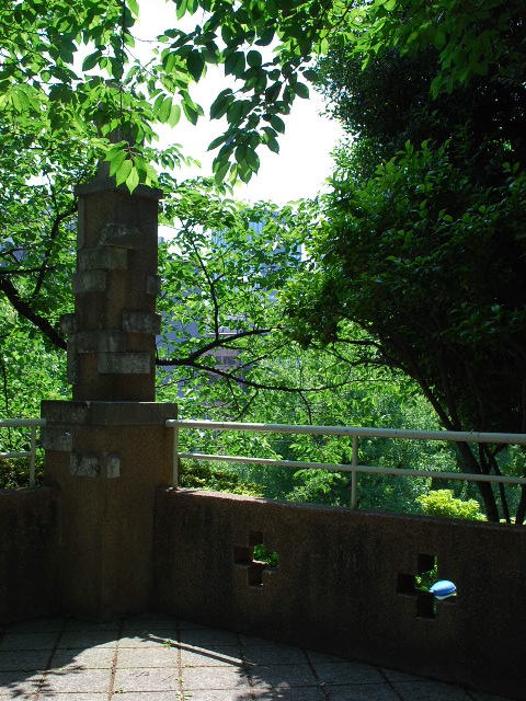 東京都文京区立元町公園、旧元町小学校(昭和モダン建築探訪)_f0142606_20494569.jpg