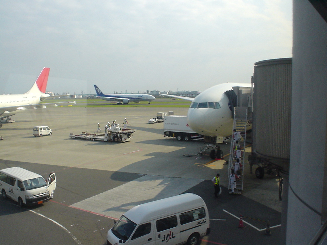 Flight Number　JAL120　to Tokuo Haneda_c0158519_174866.jpg