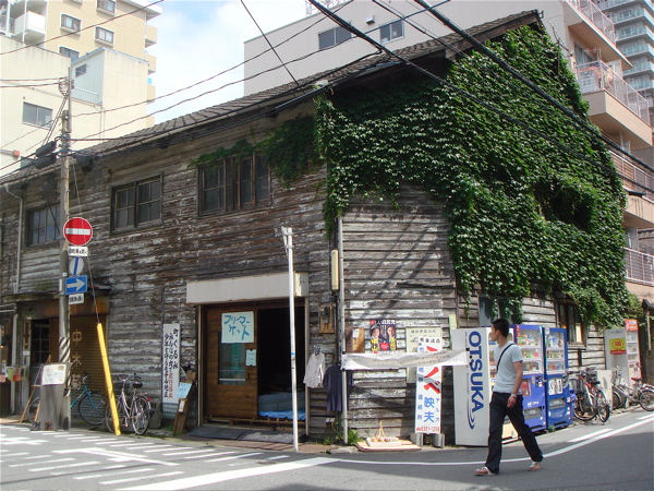 e0125762_1154865.jpg