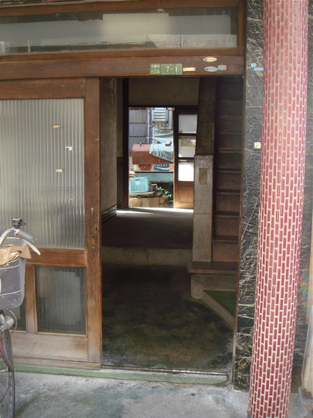 e0125762_1233159.jpg