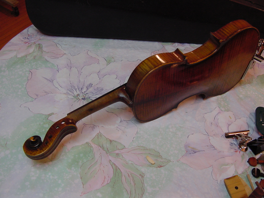 大正時代のバイオリン_f0134369_18195527.jpg