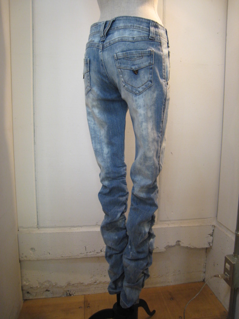 １２５５５　　ＱＵＡＬＩＴＥ　クシュクシュ　ＪＥＡＮＳ　_e0076692_20324953.jpg