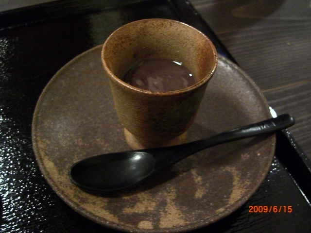 ヘルシーだけど、ちょっと場違い_f0201488_23501082.jpg