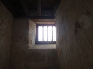 独房監禁は拷問か Food For Thought