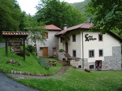 アストゥリアスのCasa RuralとPicos de Europa_e0120938_15415378.jpg