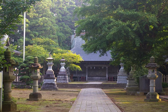 故郷のコメの美味しさの秘密は東大社の森が育んだ湧水！_c0014967_10392429.jpg