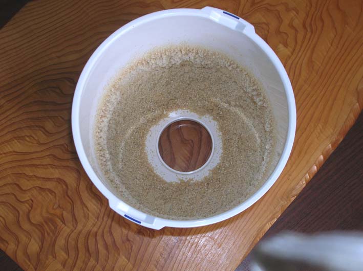故郷のコメの美味しさの秘密は東大社の森が育んだ湧水！_c0014967_10444124.jpg
