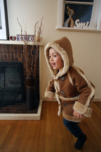 My new Eskimo coat!_c0194085_3491251.jpg