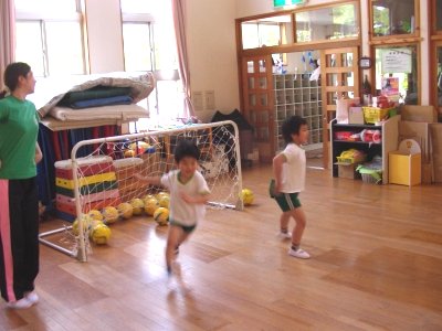 ６月１０日　スギっ子巡回指導　　～金足西幼児園～_e0127003_322056.jpg