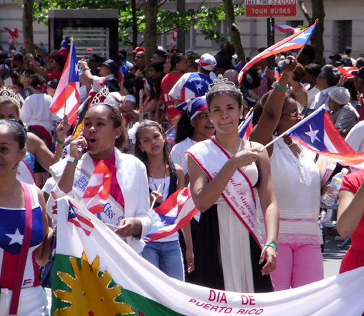 NYのプエルトリカンデー・パレード　Puerto Rican Day Parade_b0007805_1181534.jpg