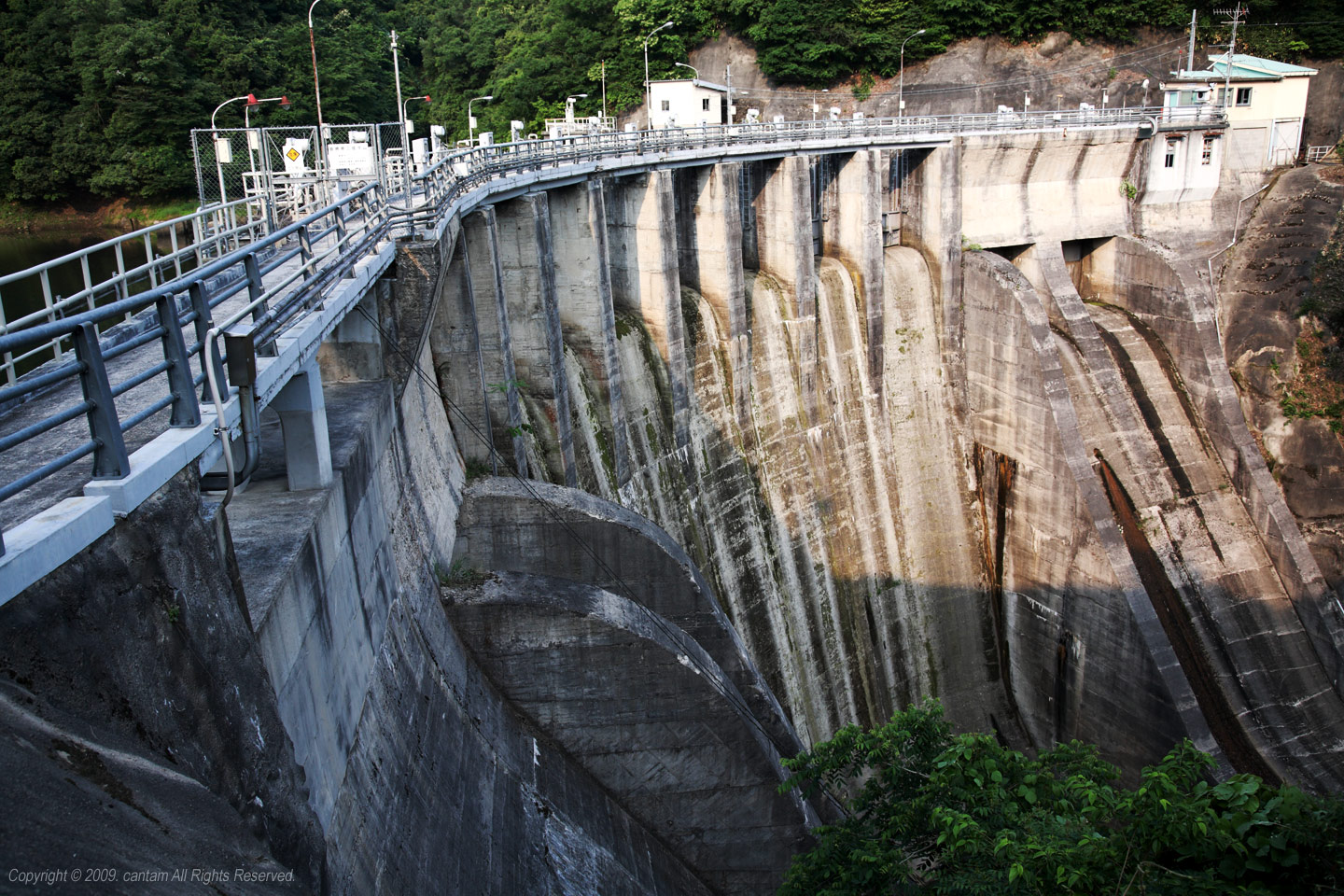 島根県 奥出雲町 三成ダム_f0091955_23504374.jpg