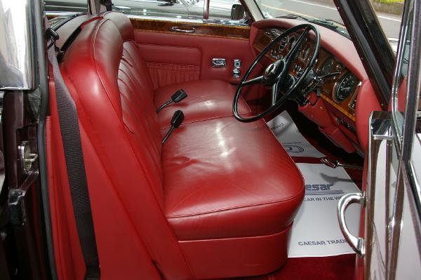 ROLLS-ROYCE Phantom VI _c0128818_2404594.jpg