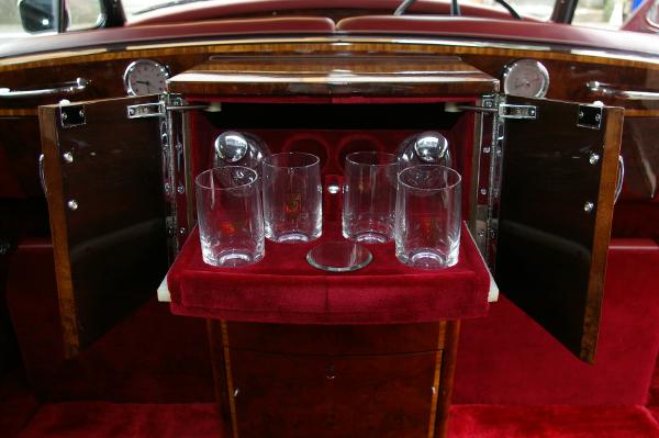 ROLLS-ROYCE Phantom VI _c0128818_2405981.jpg