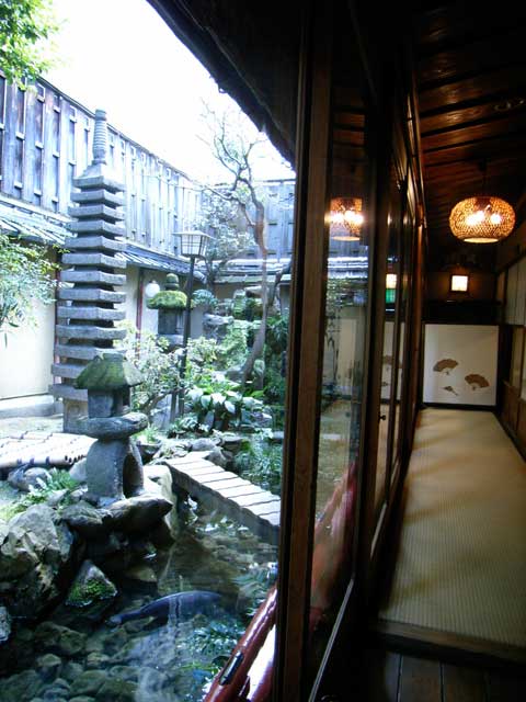 e0049318_13626.jpg