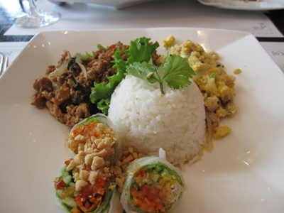 タイ料理「TINUN（ティーヌン）」＠ラゾーナ川崎_c0060651_1250321.jpg