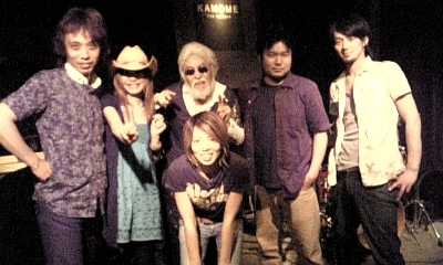OMAさん復活!_d0003502_22431323.jpg