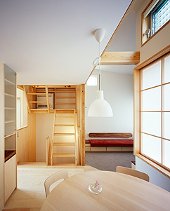 9坪の家・length タテに住む_b0014003_14191624.jpg
