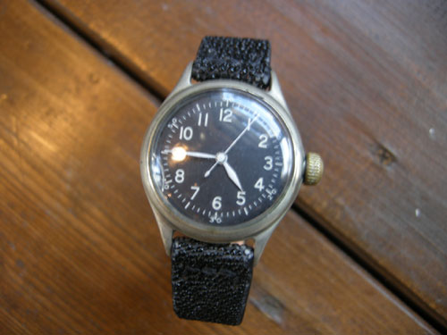 Vintage ARMY Watch_f0161305_0381256.jpg