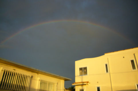 a huge rainbow._c0153966_21201245.jpg