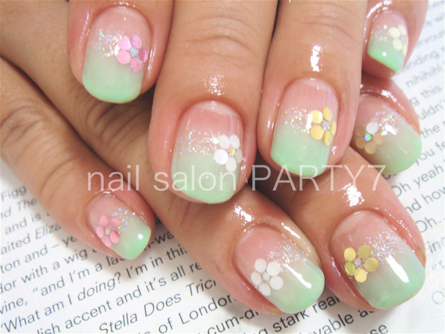 ミントグリーンのダブル グラデーション ネイル Nail Salon Party７の店長日記２