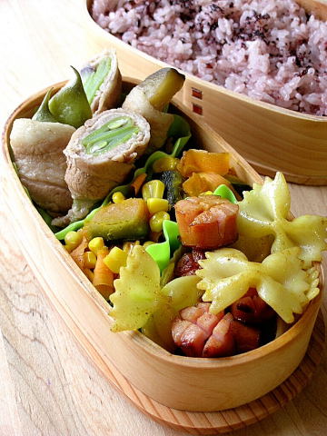 野菜の肉巻き煮のお弁当_b0171098_1028428.jpg