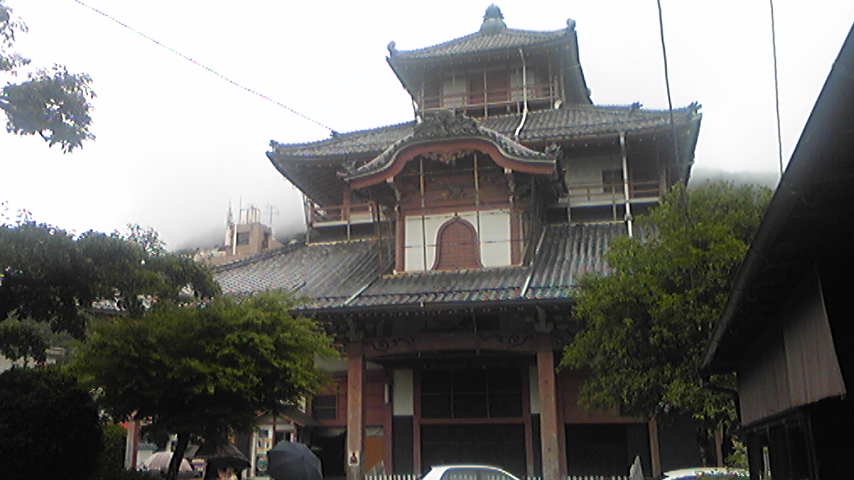 d0004717_0243528.jpg
