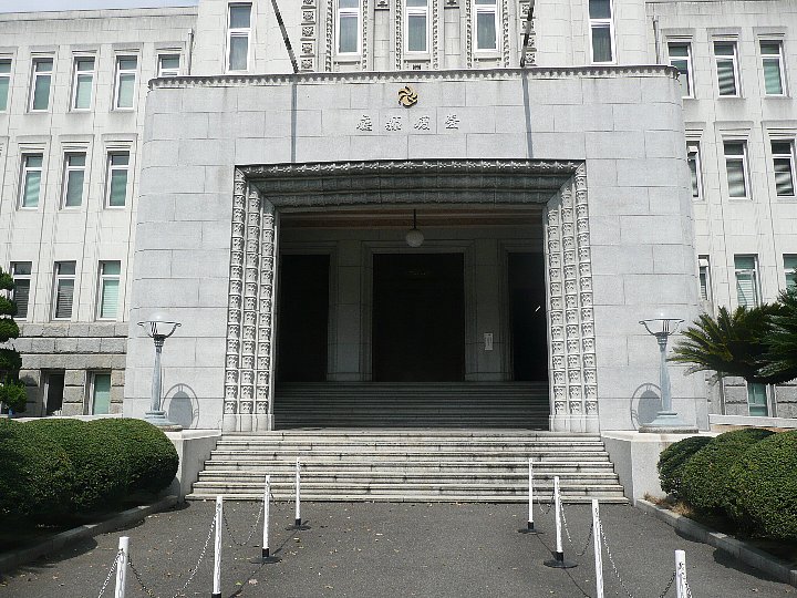 愛媛県庁本館 レトロな建物を訪ねて