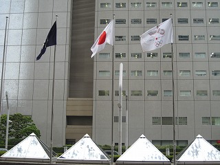 勝見地映子と東京都庁_f0149420_17593649.jpg