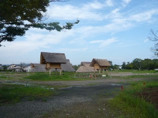 登呂遺跡をお散歩_e0157328_1391184.jpg