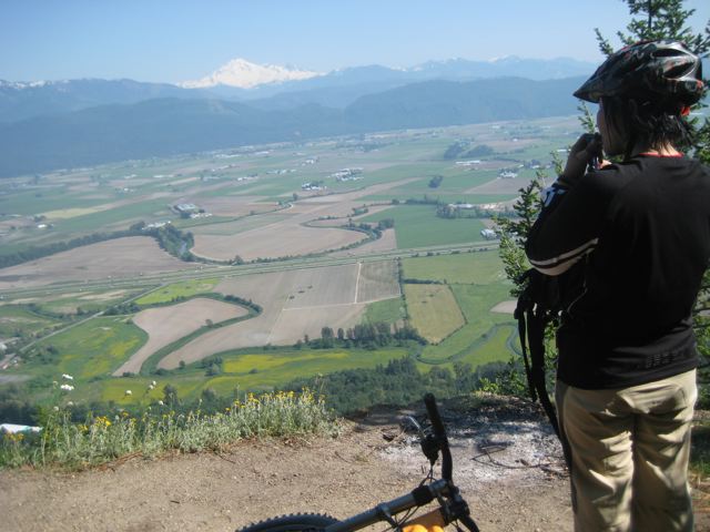 e0128129_8551125.jpg