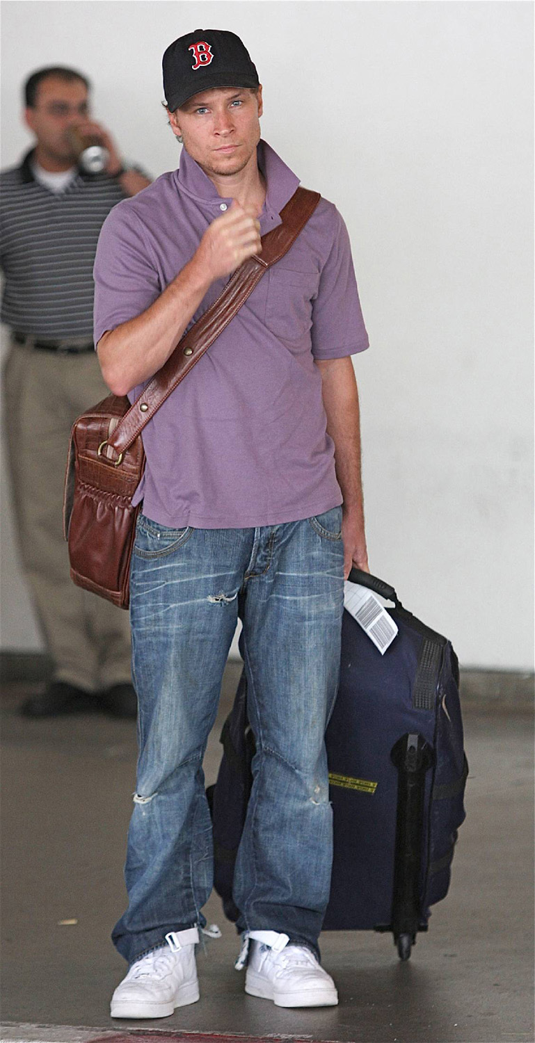 Brian arriving LAX Airport on June 22._b0190157_2392932.jpg