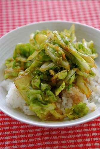 お醤油キャベツののっけ丼_e0110659_9104417.jpg