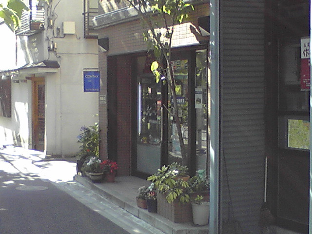 d0026370_046913.jpg