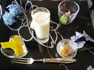 b0007895_10321372.jpg