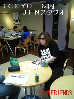 世間はお盆、帰省したい…。_b0183113_0521748.jpg