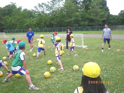 ６月２２日　ゲストティーチャー　in　刈和野小学校_e0127003_295848.jpg