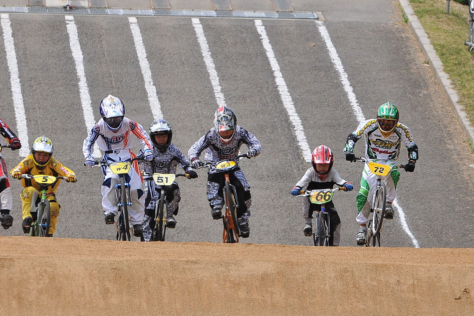 2009 UCI堺大阪国際BMX選手権大会Day2 VOL8：ボーイズ５〜１４才クラス決勝_b0065730_23145957.jpg