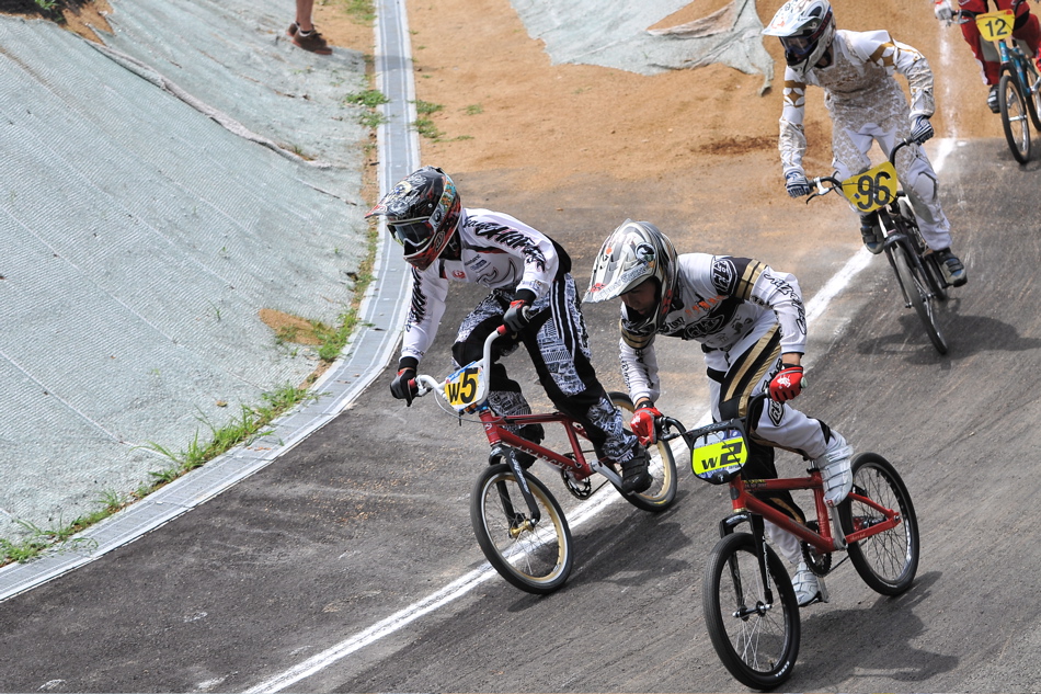 2009 UCI堺大阪国際BMX選手権大会Day2 VOL8：ボーイズ５〜１４才クラス決勝_b0065730_23212344.jpg