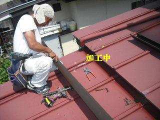 雨漏り修理工事_f0031037_2056312.jpg