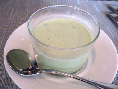 e0022239_211415100.jpg