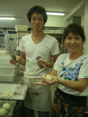 パリ　パン屋＆お菓子屋研修体験_b0142286_10131375.jpg