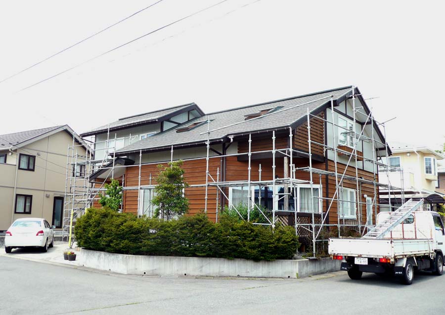 Ｈ邸「桜台の家」の外部の再塗装！_f0150893_2038147.jpg